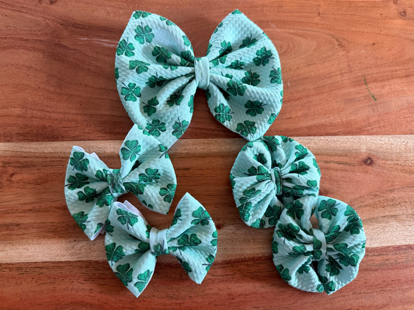 Green shamrocks headwrap