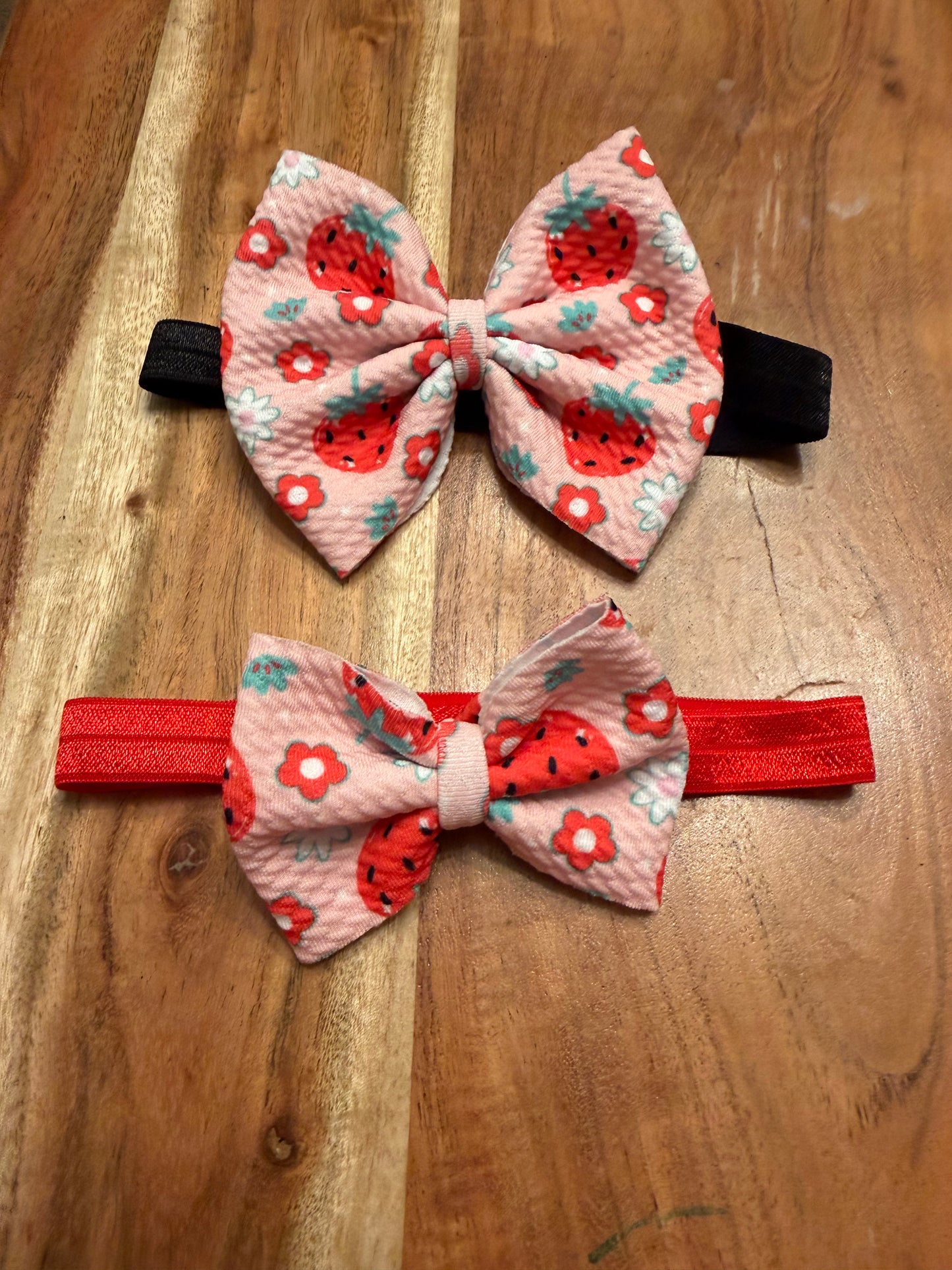 Interchangeable headbands for bows