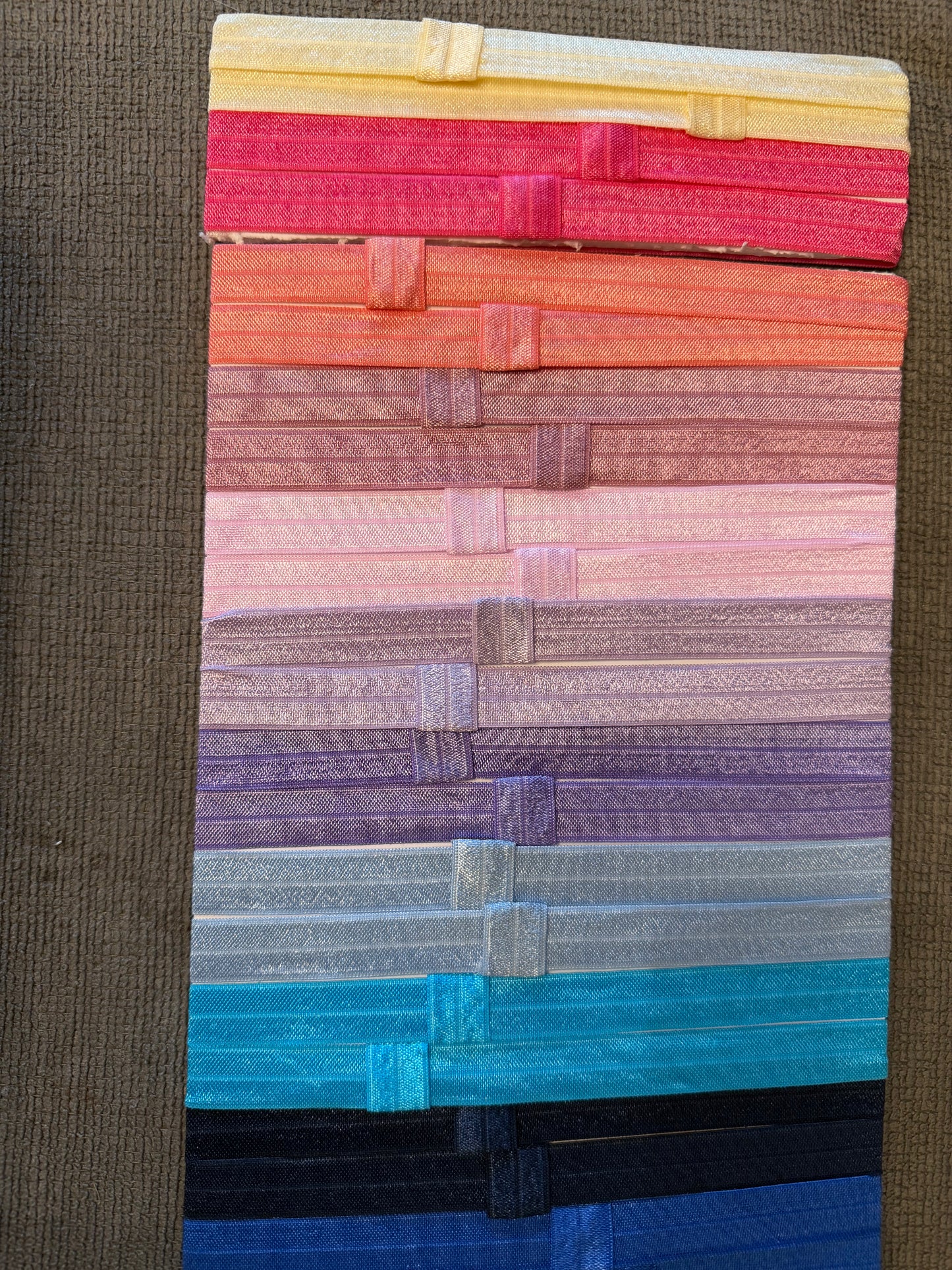 Interchangeable headbands for bows